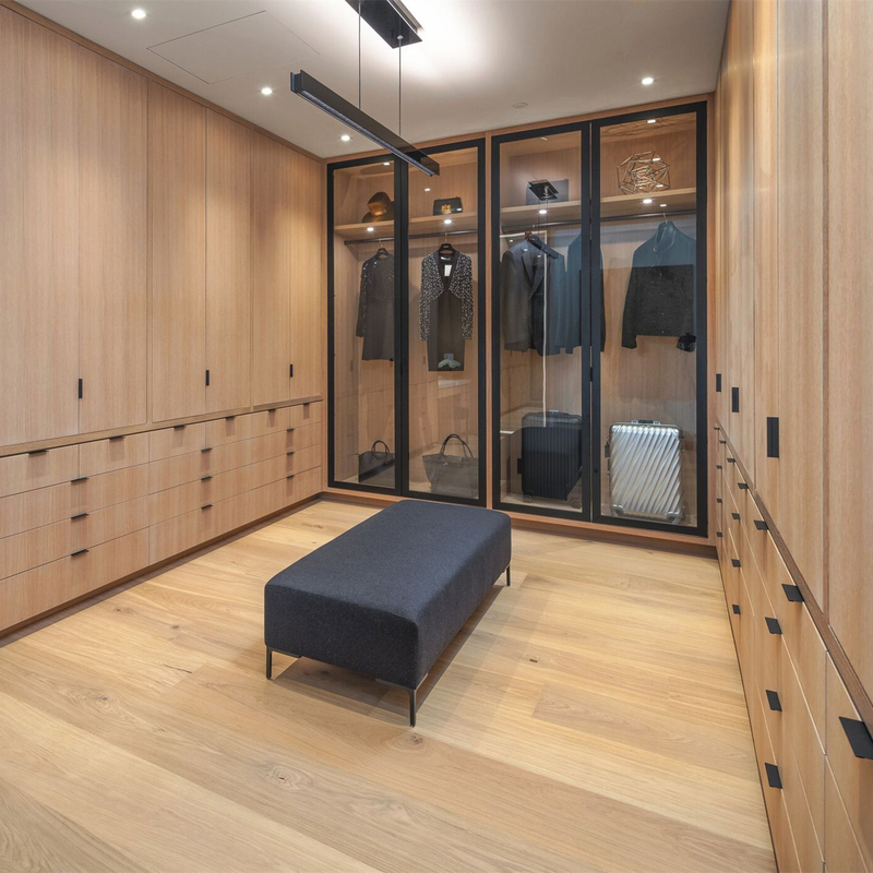 Puerta de cristal beige casera moderna de Grey Melamine Walk In Closet para el vestuario