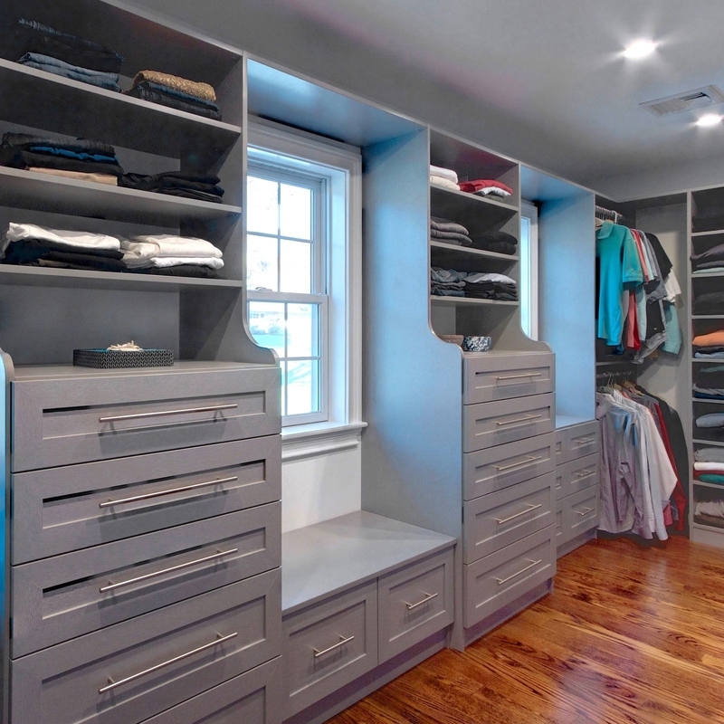 Grey Black Solid Wood Walk clásico montado en el organizador Wardrobe Box Shelf del armario