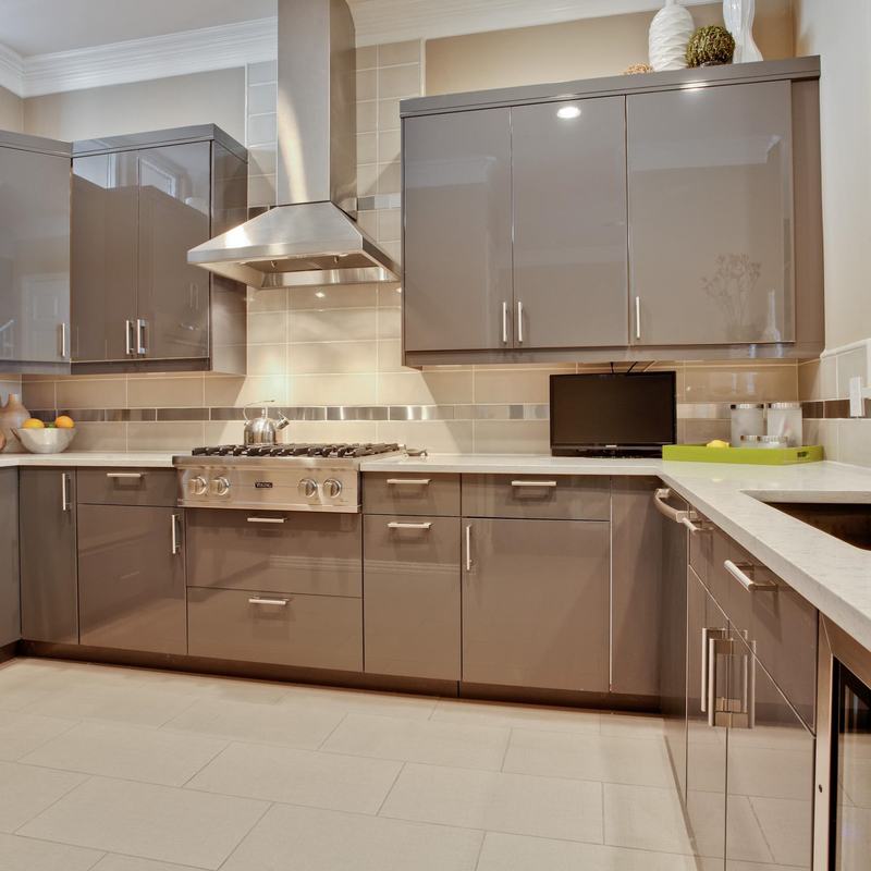 U forma a los armarios de cocina oscuros de Grey Lacquer Electric Touch Open del alto lustre para el chalet