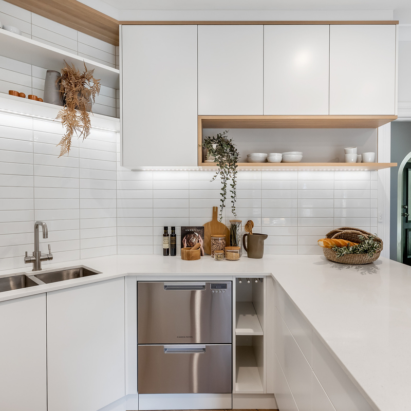 U forma a los armarios de cocina de Matte White Melamine Small Modular con el diseño Handless para el apartamento