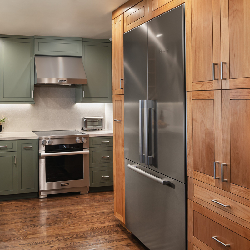 Armario moderno de madera sólido de Shaker Style Green And Brown del armario de cocina del uso del chalet de California